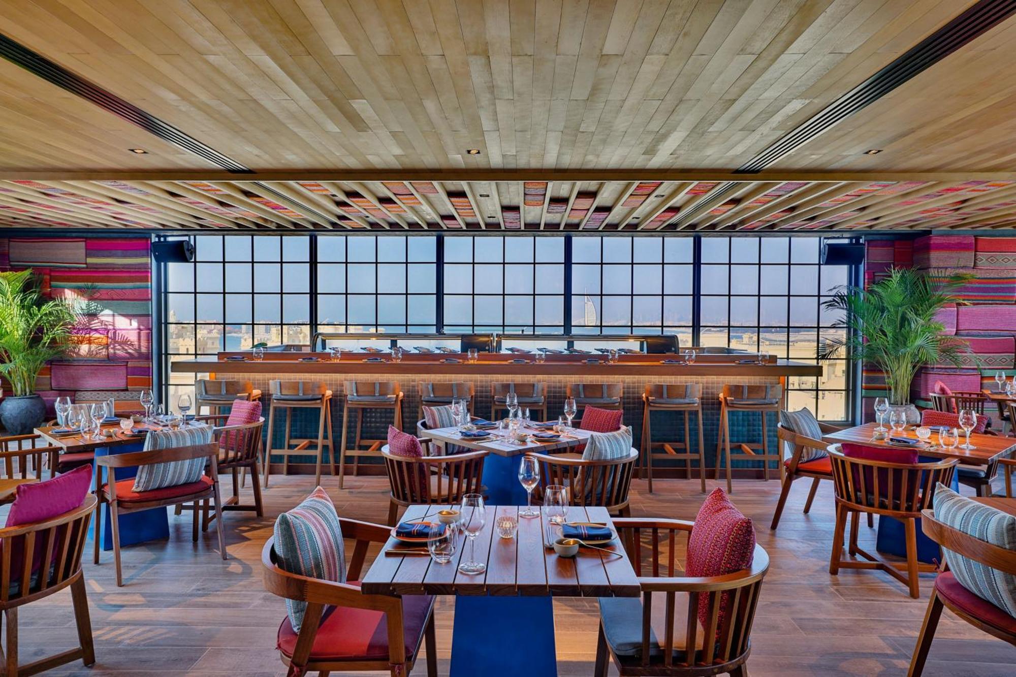 Marriott Resort Palm Jumeirah, 두바이 외부 사진 The interior of the restaurant